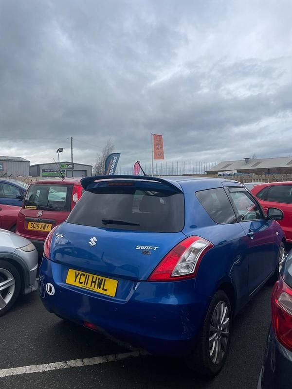 Używany Suzuki Swift SZ4 2011 Niebieski Hatchback