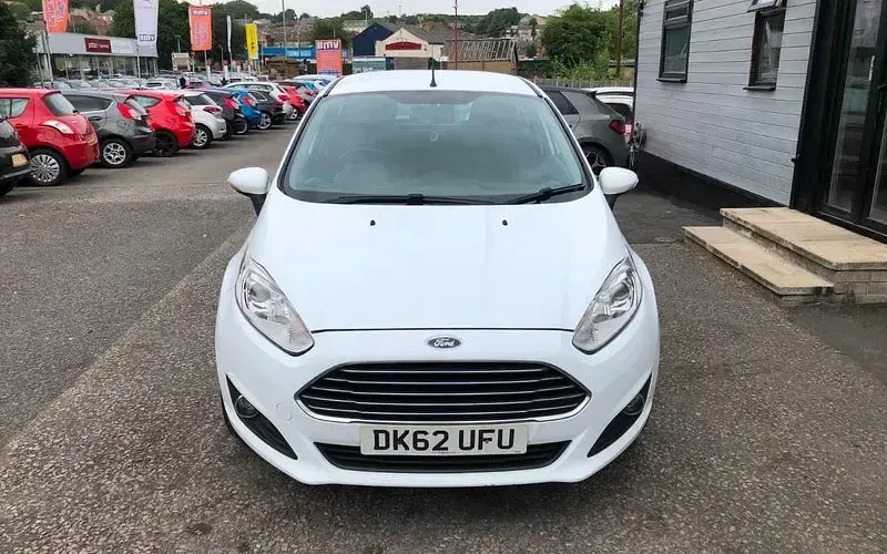 Used Ford Fiesta Zetec 101 HP (74 kW) 2017 Hatchback