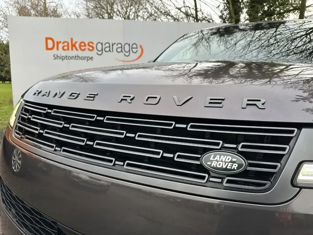 Second-hand Land Rover Range Rover Sport SE Dynamic 2022 Gri SUV