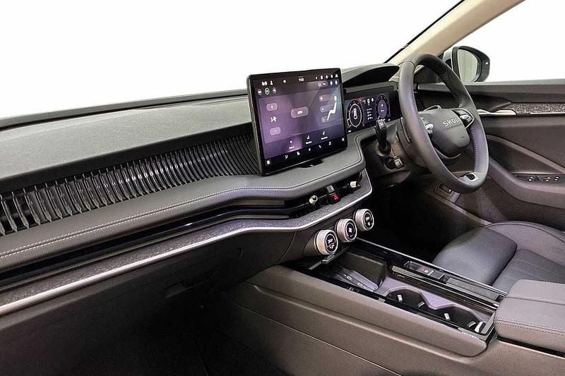 New Skoda Superb SE L 110 HP (80 kW) 2026 Pebble silver metallic Estate