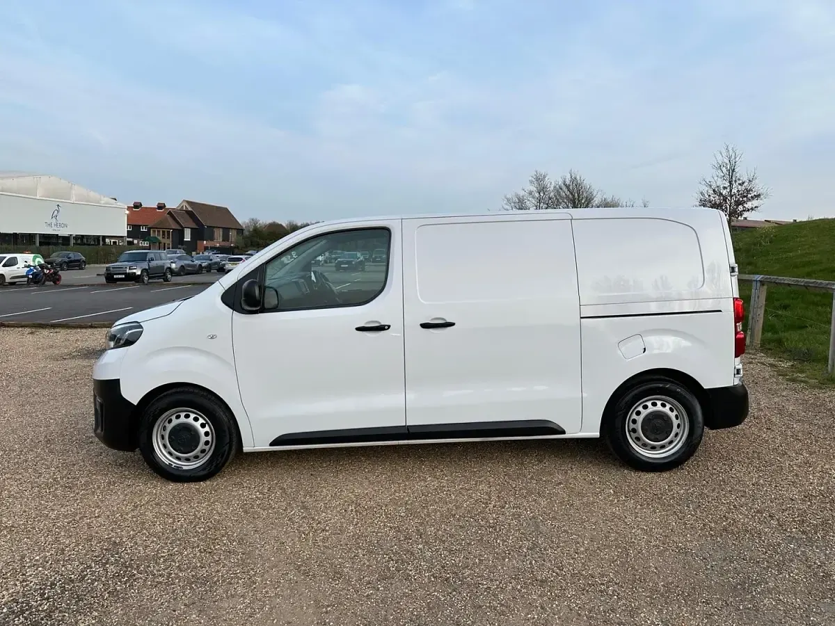 Used Toyota Proace Active 2023 White MPV
