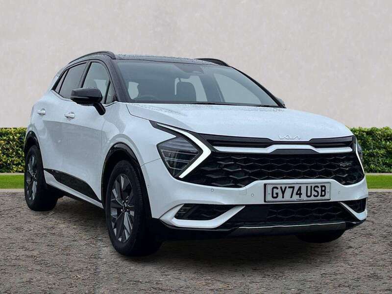 White Used 2024 Kia Sportage 2 SUV | £33,499 (Expensive) - Image 1/4