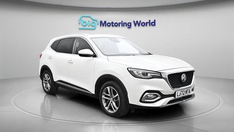 Used MG HS 2023 White SUV