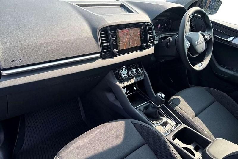 Used Skoda Karoq SE 150 HP (110 kW) 2025 Black magic pearl effect SUV