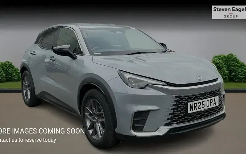 Używany Lexus LBX 136 KM (100 kW) 2026 SUV