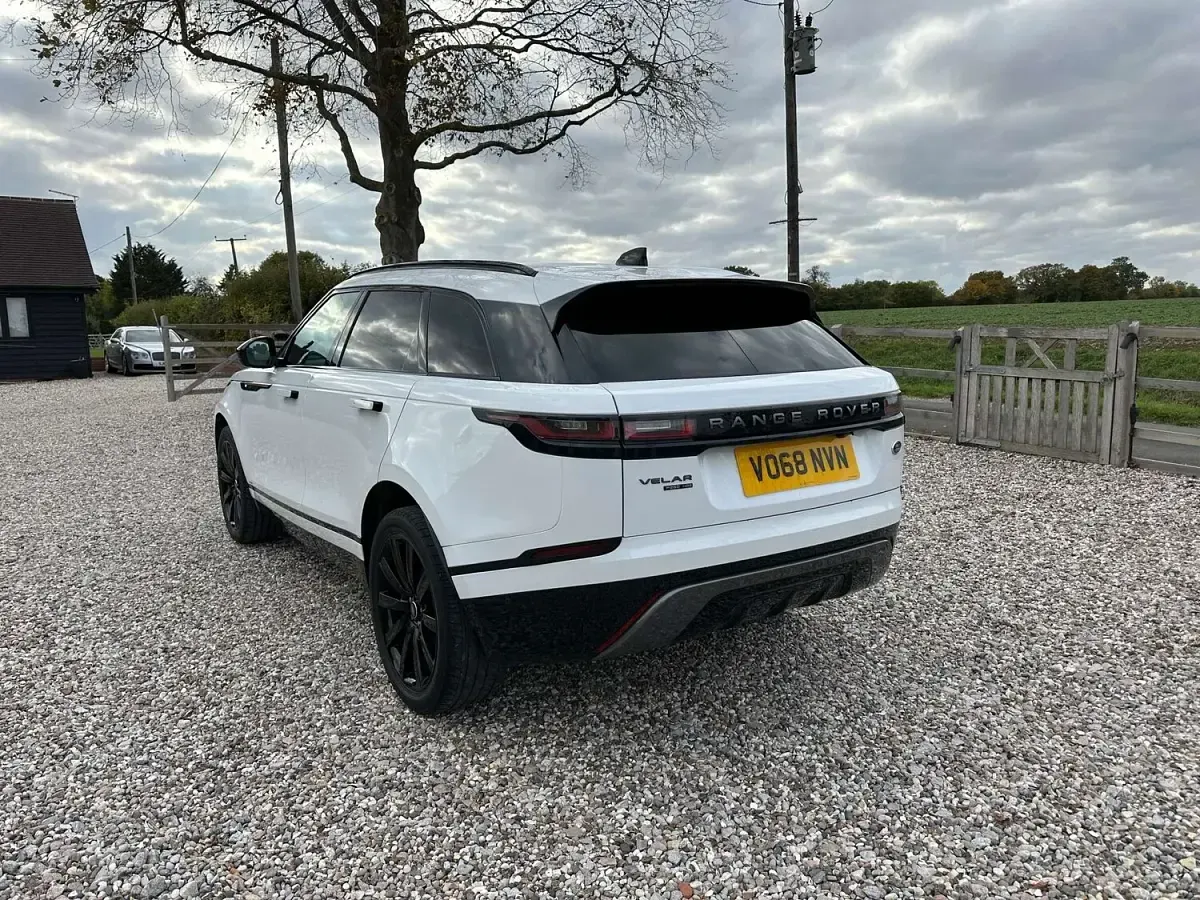 Used Land Rover Range Rover Velar HSE Dynamic 250 HP (183 kW) 2018 White SUV