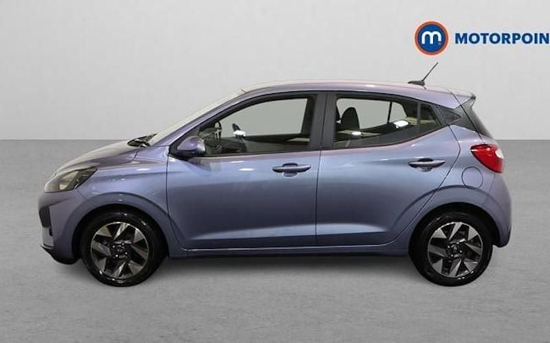 Used Hyundai i10 Advanced 63 HP (46 kW) 2025 Blue Hatchback