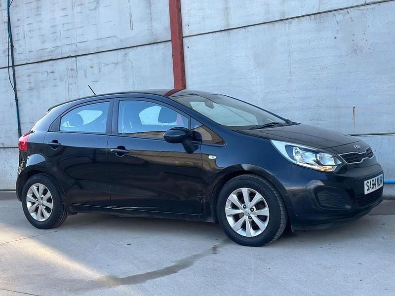 Used Kia Rio 2014 Black Hatchback