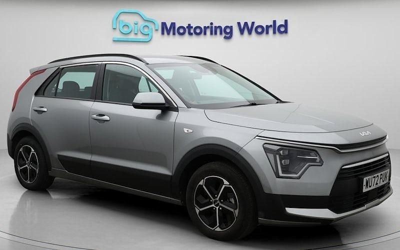 Grey Used 2022 Kia Niro SUV | £17,300 (Fair price) - Image 1/4