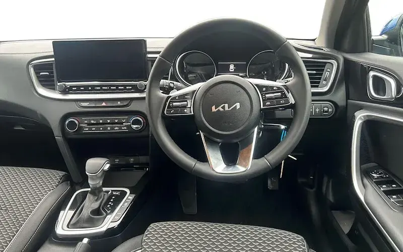 Used Kia XCeed 114 HP (83 kW) 2025 Blue SUV