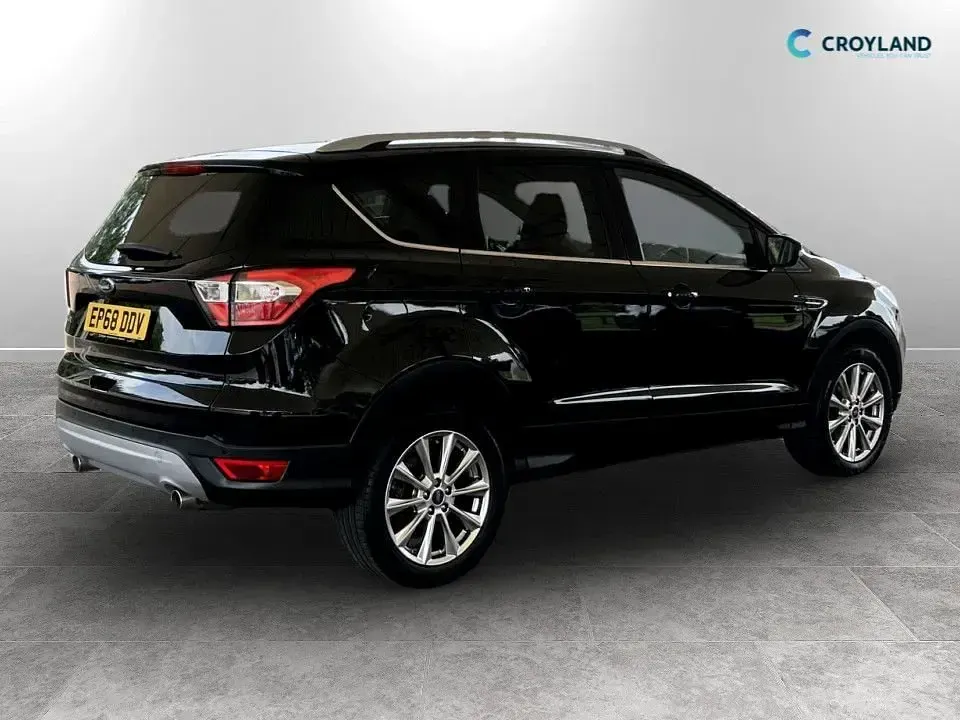 Used Ford Kuga Titanium 120 HP (88 kW) 2019 Black SUV