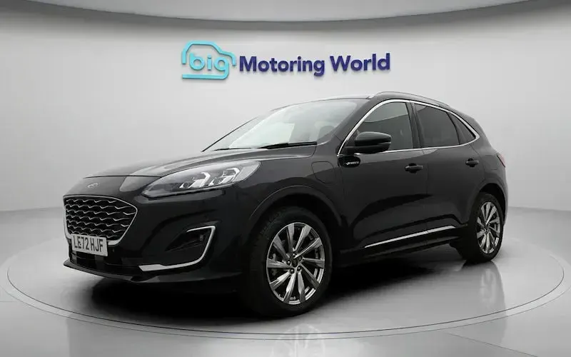 Usado Ford Kuga Vignale 224 HP (164 kW) 2023 SUV