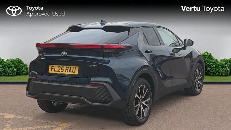 Used Toyota C-HR Design 140 HP (102 kW) 2025 Blue SUV