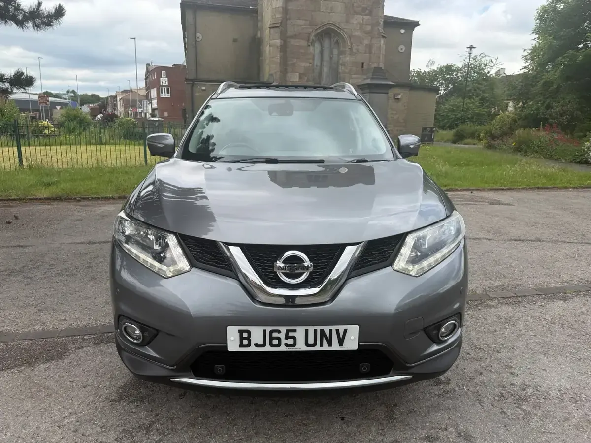 Used Nissan X-Trail N-TEC 130 HP (95 kW) 2015 Grey SUV
