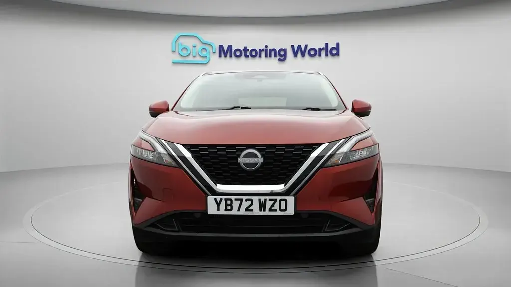 Used Nissan Qashqai N-Connecta 140 HP (102 kW) 2023 Red SUV