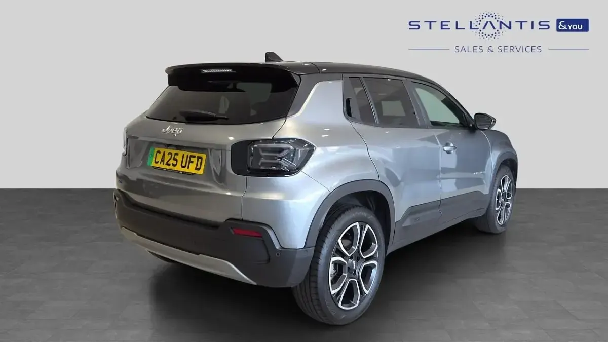 Used Jeep Avenger EV Summit 113 kW (154 HP) 2025 Grey SUV