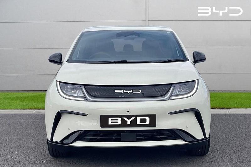 Usado BYD Dolphin Comfort 11 kW (15 CV) 2024 Blanco Utilitario