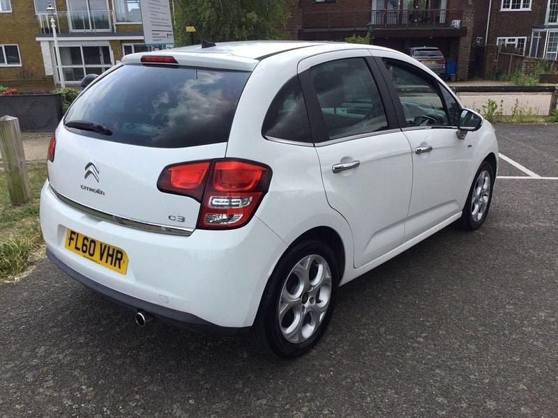 Used Citroën C3 Exclusive 2010 White Hatchback