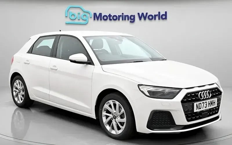 Usado Audi A1 Sportback Sport 95 HP (69 kW) 2026 Citadino