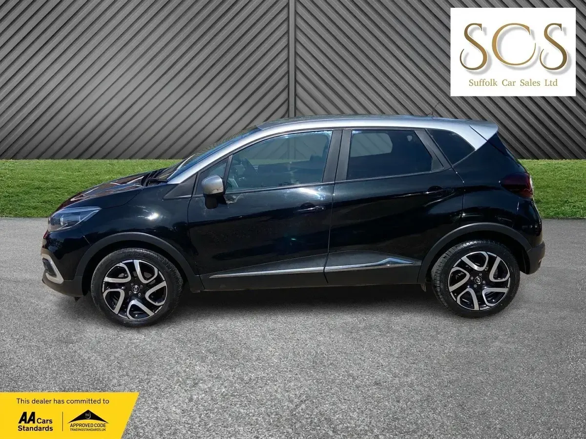Used Renault Captur Iconic 2019 Black SUV