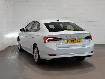 Used Skoda Octavia SE Technology 110 HP (80 kW) 2021 White Hatchback