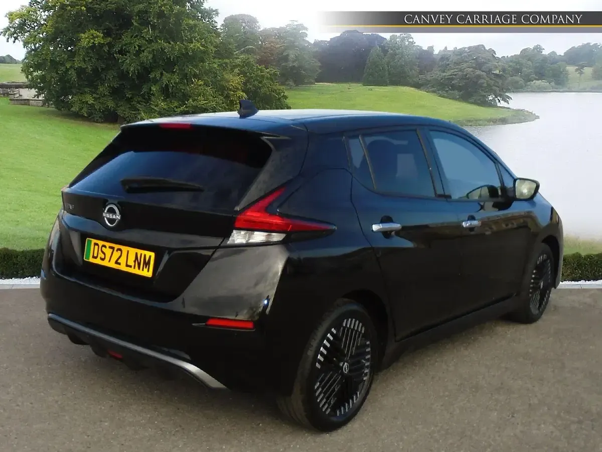 Used Nissan Leaf N-Connecta 110 kW (150 HP) 2022 Black Hatchback