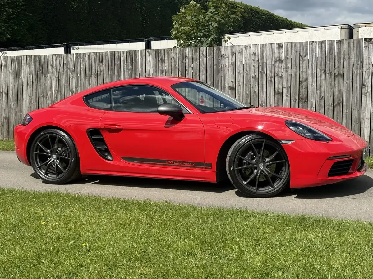 Used Porsche 718 Cayman 2019 Red Coupe