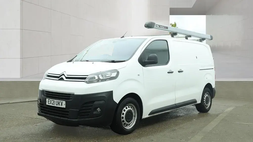Używany Citroën Dispatch 2021 Biały Minivan