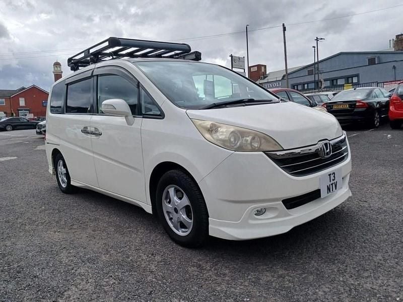 White Used 2021 Honda Stepwgn MPV | £5,995 (Super price) - Image 1/4
