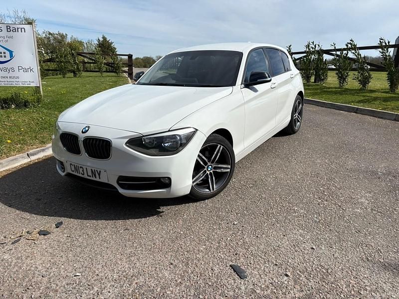 Used BMW 116 Sport Line 116 HP (85 kW) 2013 White Hatchback