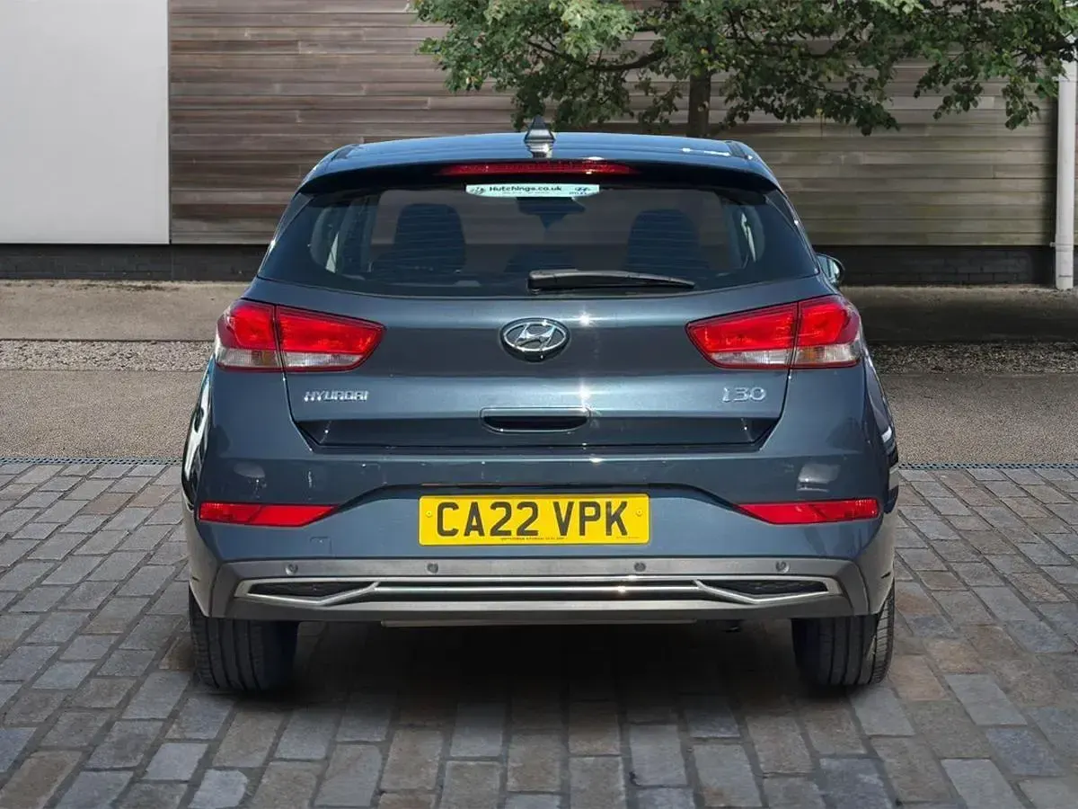 Used Hyundai i30 SE 120 HP (88 kW) 2022 Blue Hatchback