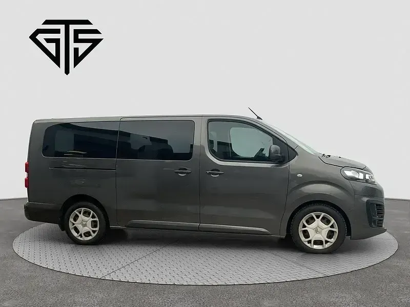 Używany Citroën Spacetourer 2024 Szary Minivan