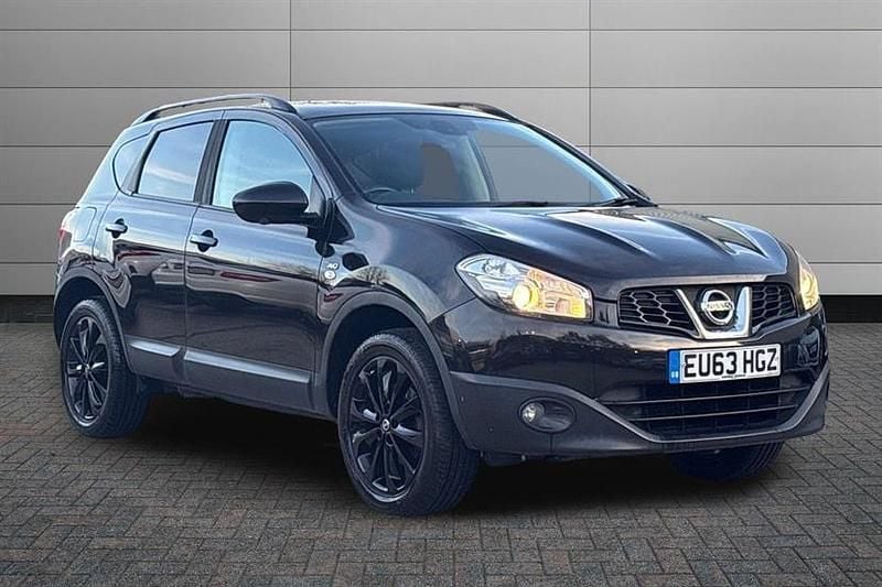 Black Used 2013 Nissan Qashqai 360º SUV | £4,490 (Fair price) - Image 1/2