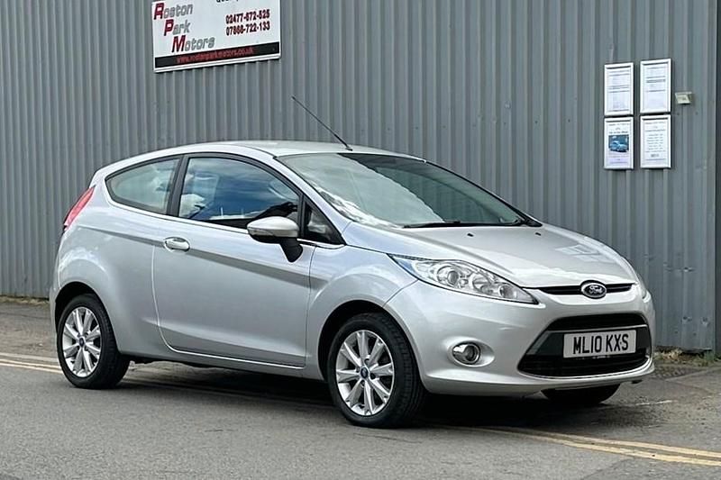 Silver Used 2010 Ford Fiesta Zetec Hatchback | £2,950 (Fair price) - Image 1/1