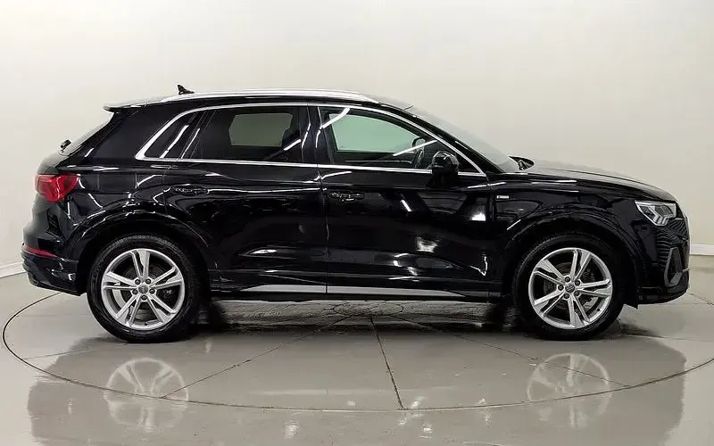 Used Audi Q3 S-Line 150 HP (110 kW) 2023 SUV