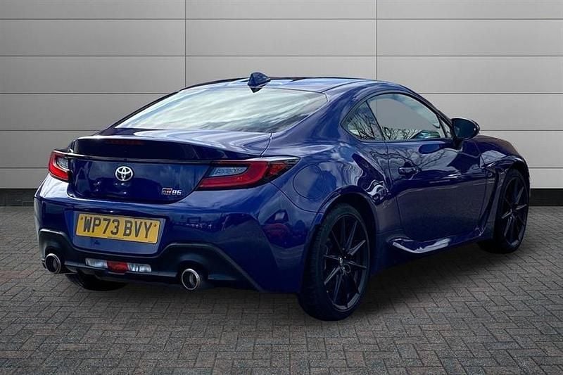 Used Toyota GR86 235 HP (172 kW) 2023 Blue Coupe
