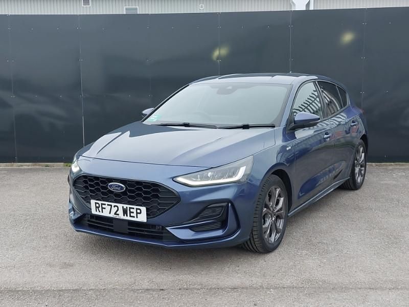 Used Ford Focus ST-Line 155 HP (114 kW) 2023 Blue Hatchback