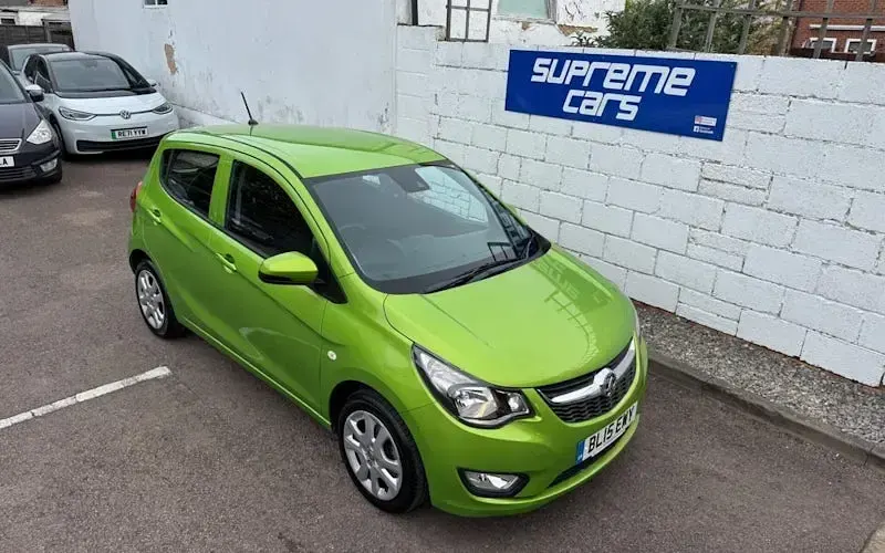 Used Vauxhall Viva 75 HP (55 kW) 2015 Green Hatchback