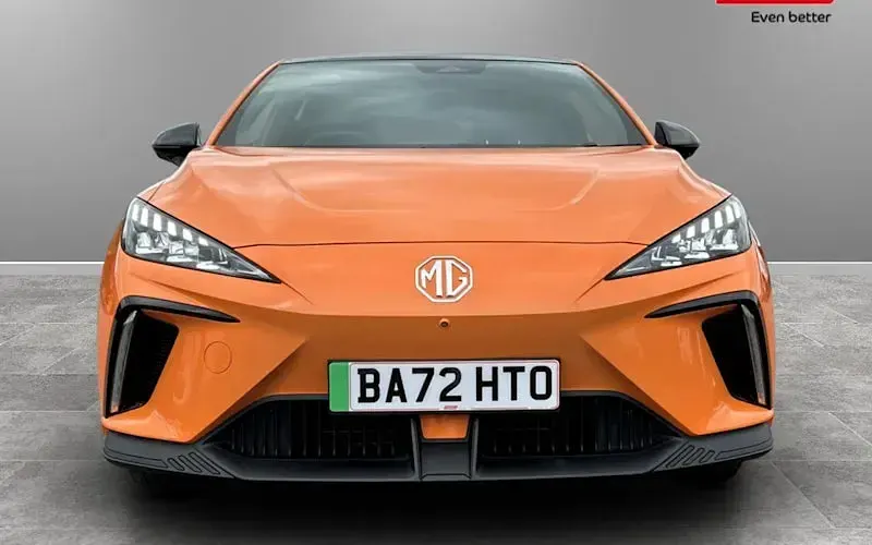 Used MG MG4 EV Trophy 150 kW (204 HP) 2025 Hatchback