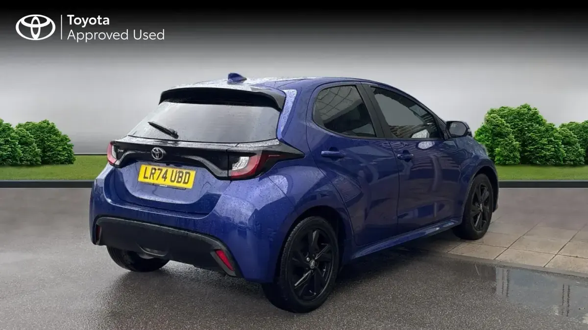 Used Toyota Yaris 116 HP (85 kW) 2024 Juniper blue Hatchback