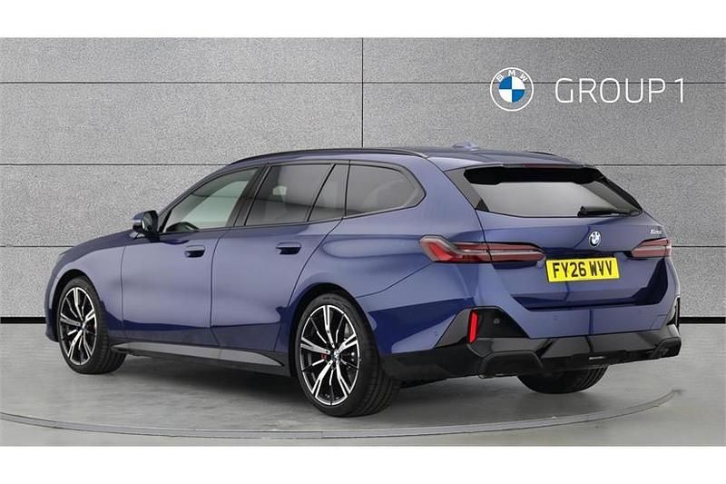 Begagnad BMW 520 M Sport 208 HK (152 kW) 2026 Blå