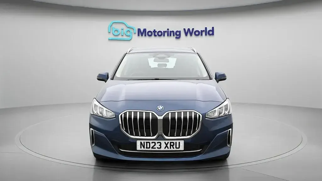 Used BMW 225 Luxury Line 245 HP (180 kW) 2023 Blue MPV