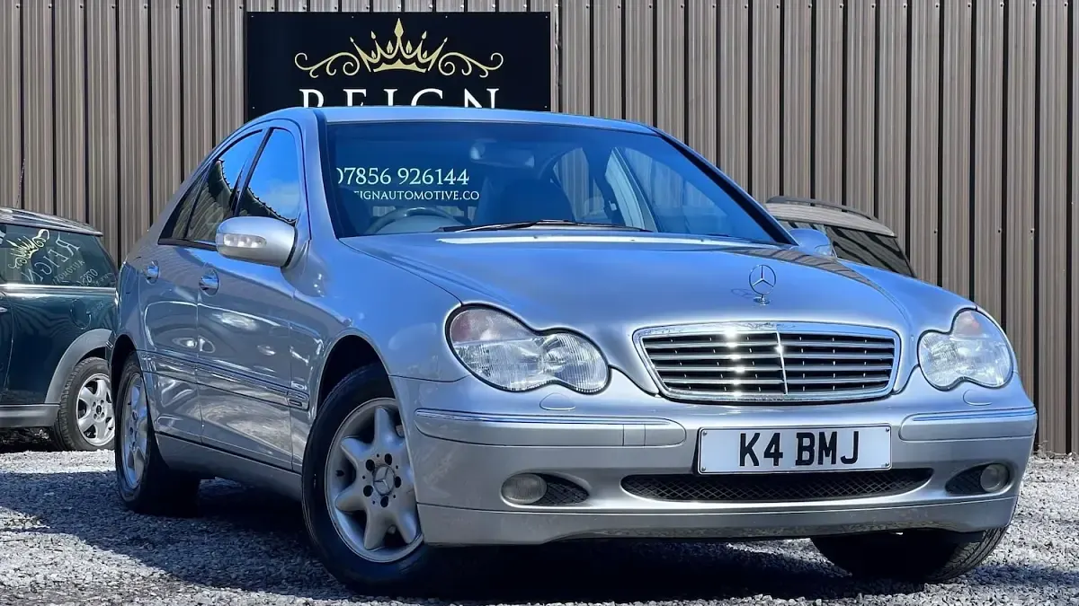 Used Mercedes C180 Elegance 2002 Silver Sedan