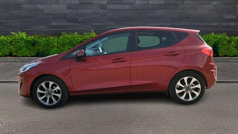 Used Ford Fiesta Trend 84 HP (61 kW) 2019 Red Hatchback