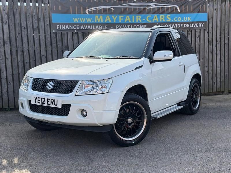 Used Suzuki Grand Vitara SZ4 106 HP (77 kW) 2012 White SUV