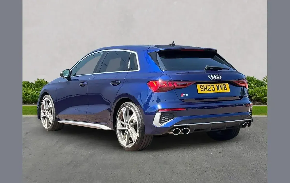 Used Audi S3 Sportback Comfort 310 HP (228 kW) 2023 Blue Hatchback