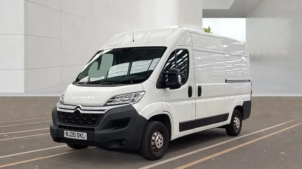 Used Citroën Relay 140 HP (102 kW) 2020 White Van