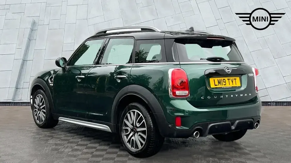 Used Mini Cooper S Countryman Sport 189 HP (139 kW) 2019 Green SUV