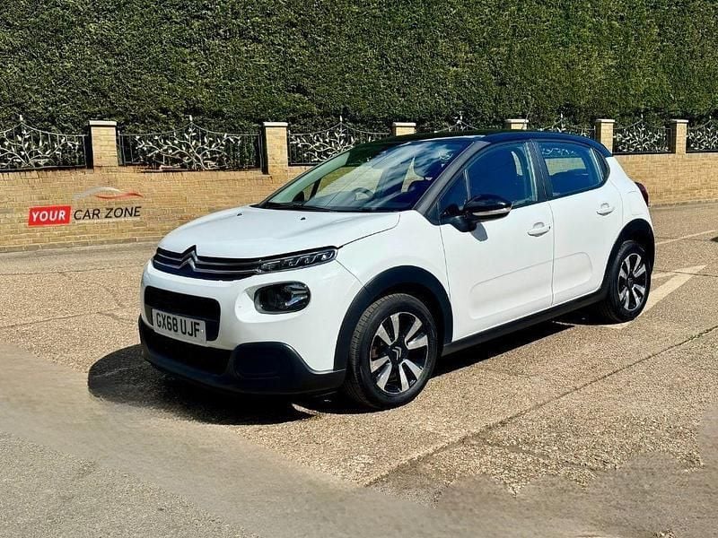 Używany Citroën C3 Feel 100 KM (73 kW) 2018 Biały Hatchback