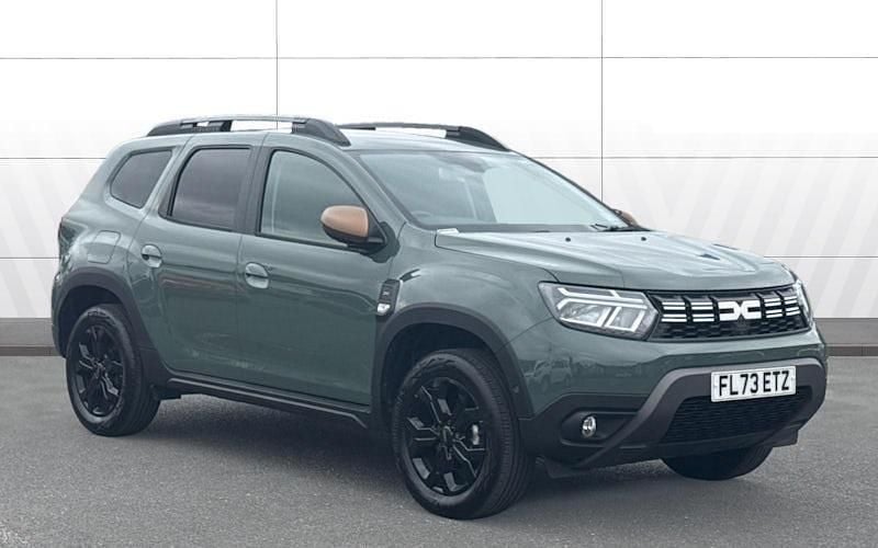 Green Used 2023 Dacia Duster Extreme SUV | £18,599 (A bit pricey) - Image 1/4
